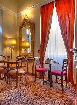 ***  I Tre Moschettieri - D'Artagnan Bed & Breakfast Rome Italy